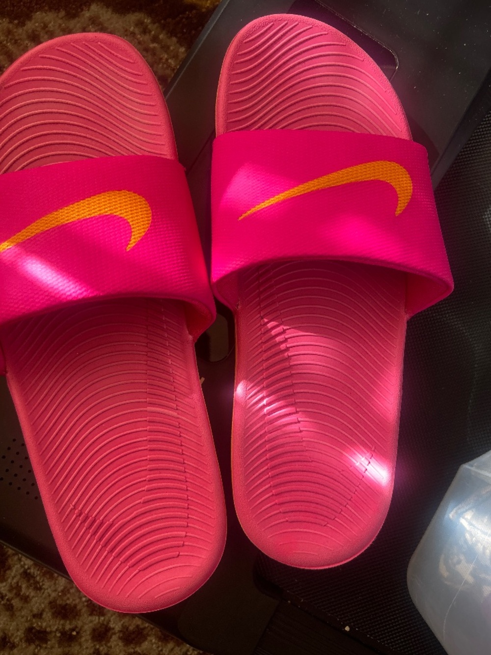 Wm Nike slides
